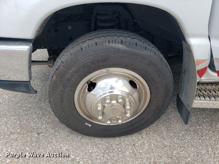 image for item DK7416 2016 Ford E450  ambulance