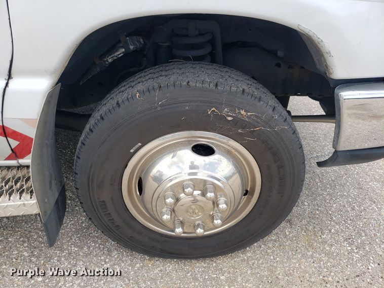 image for item DK7416 2016 Ford E450  ambulance