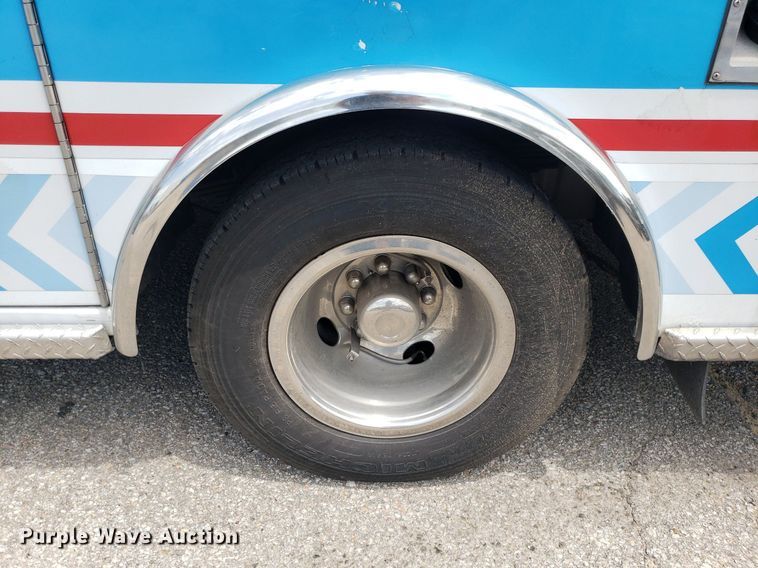 image for item DK7416 2016 Ford E450  ambulance