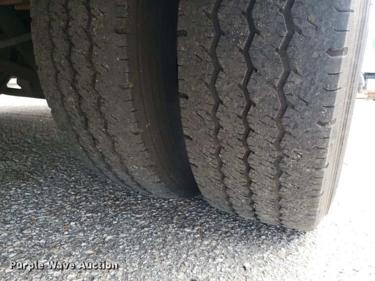 image for item DK7416 2016 Ford E450  ambulance