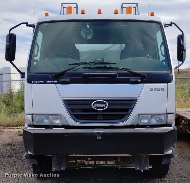 image for item DK8771 2010 Nissan UD3300  street sweeper truck