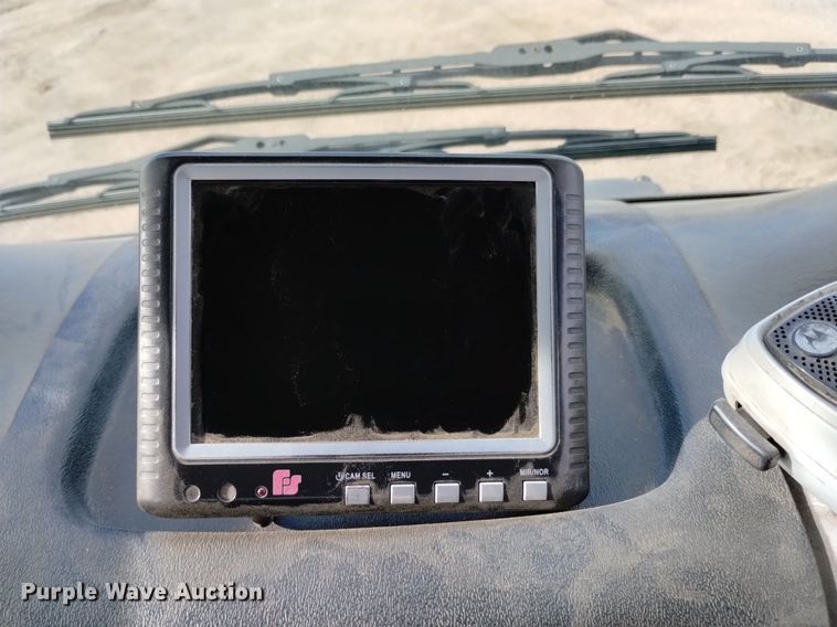 image for item DK8771 2010 Nissan UD3300  street sweeper truck