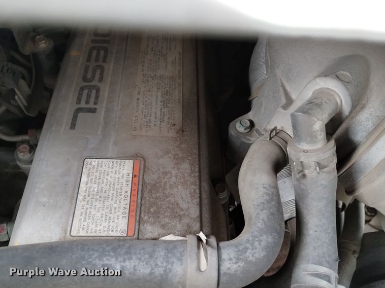 image for item DK8771 2010 Nissan UD3300  street sweeper truck