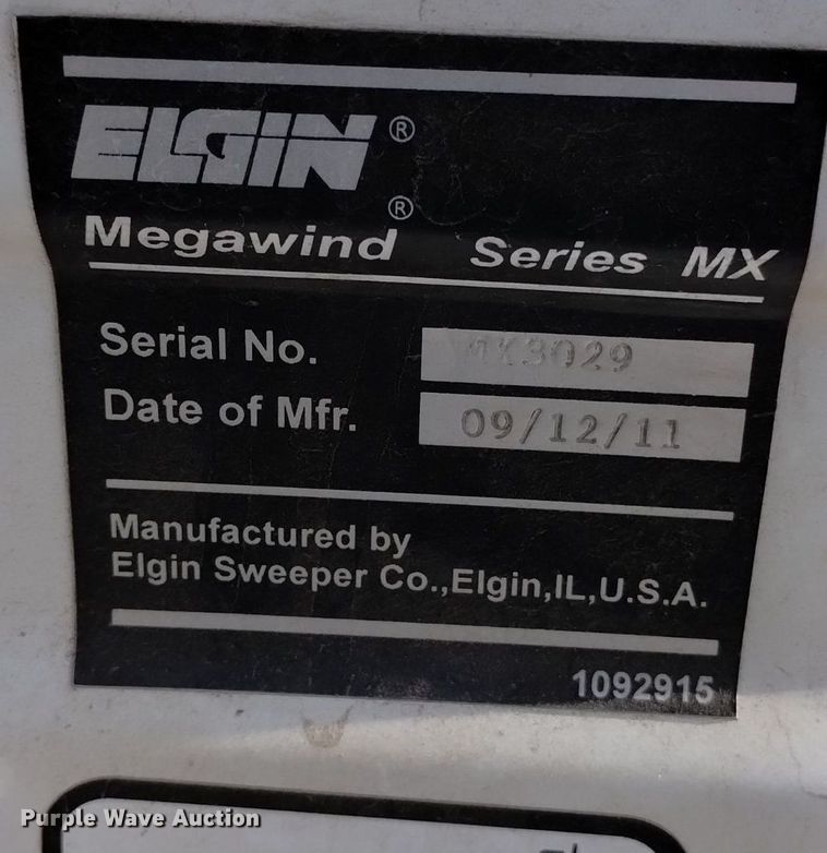 image for item DK8771 2010 Nissan UD3300  street sweeper truck