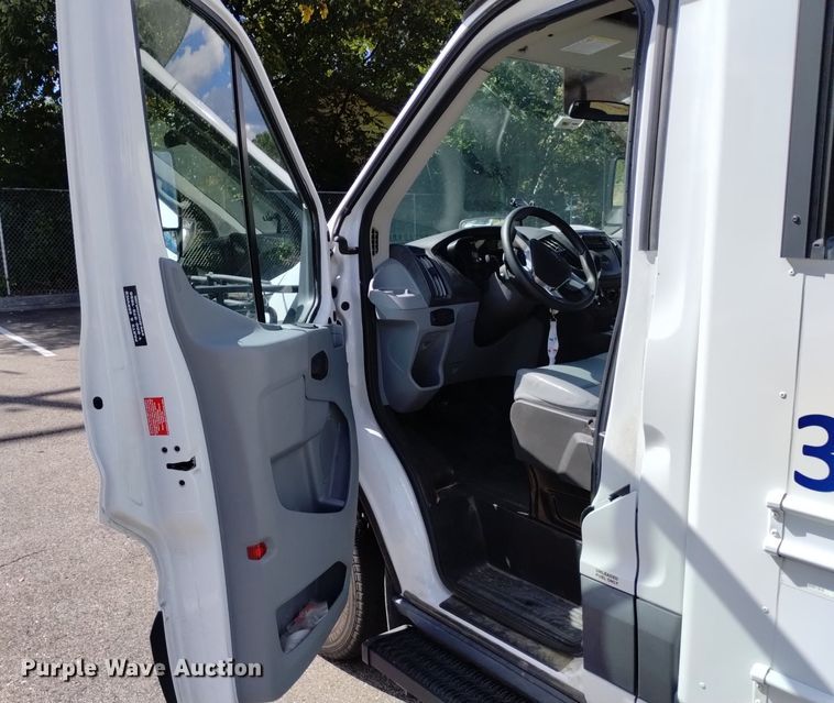 image for item DK8782 2017 Ford Transit  shuttle bus