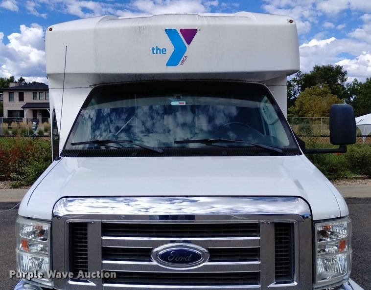 image for item DK8783 2015 Turtle Top  shuttle bus