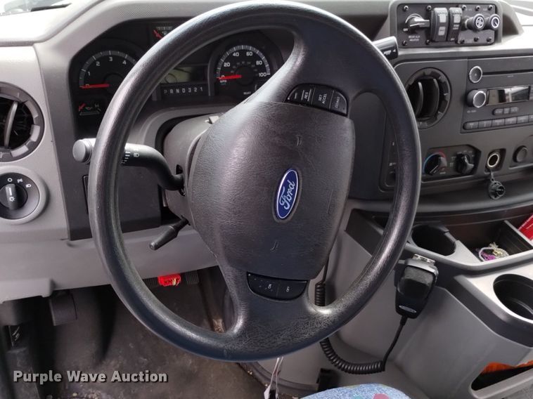 image for item DK8783 2015 Turtle Top  shuttle bus