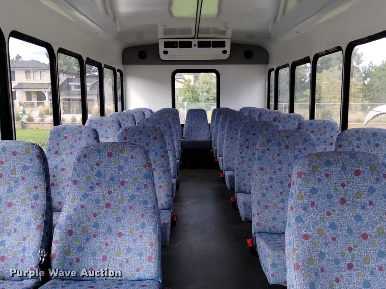 image for item DK8783 2015 Turtle Top  shuttle bus