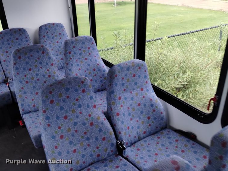 image for item DK8783 2015 Turtle Top  shuttle bus