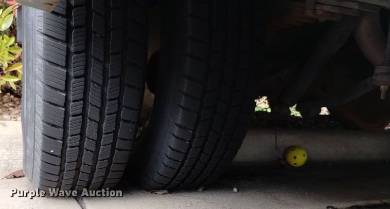 image for item DK8783 2015 Turtle Top  shuttle bus