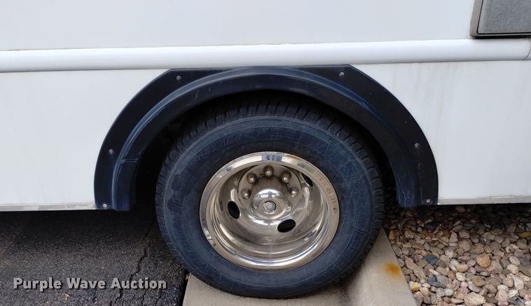 image for item DK8783 2015 Turtle Top  shuttle bus