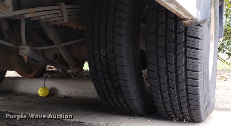 image for item DK8783 2015 Turtle Top  shuttle bus