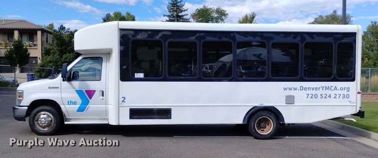 image for item DK8784 2015 Turtle Top  shuttle bus