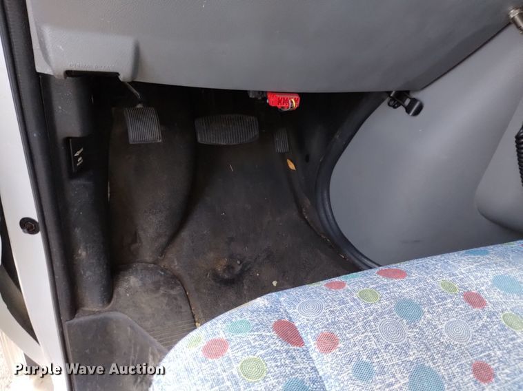 image for item DK8784 2015 Turtle Top  shuttle bus