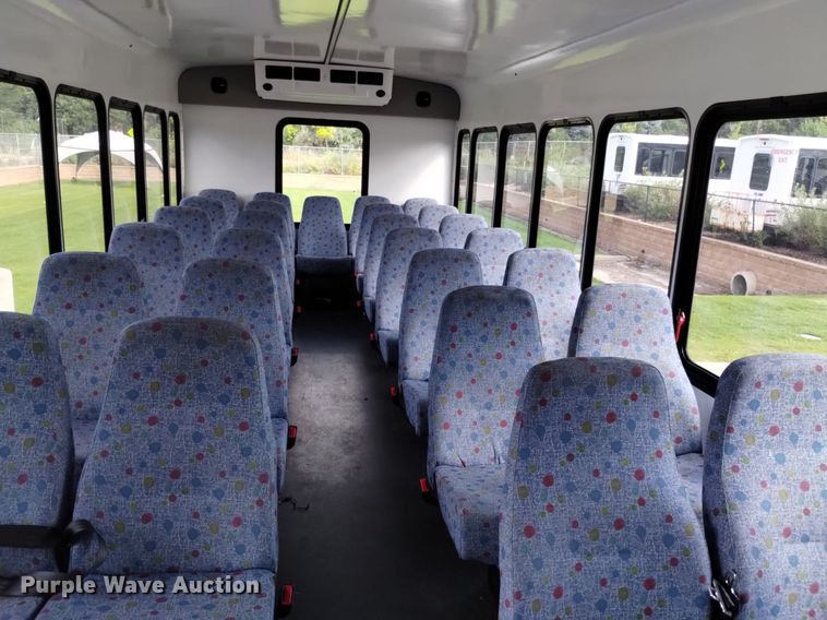 image for item DK8784 2015 Turtle Top  shuttle bus