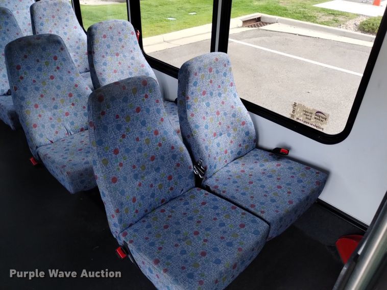 image for item DK8784 2015 Turtle Top  shuttle bus