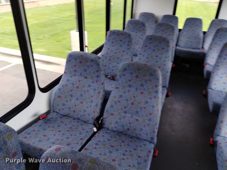 image for item DK8784 2015 Turtle Top  shuttle bus