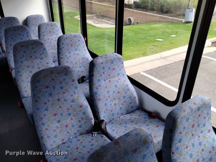 image for item DK8784 2015 Turtle Top  shuttle bus