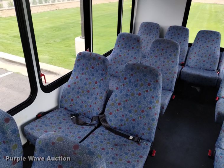 image for item DK8784 2015 Turtle Top  shuttle bus