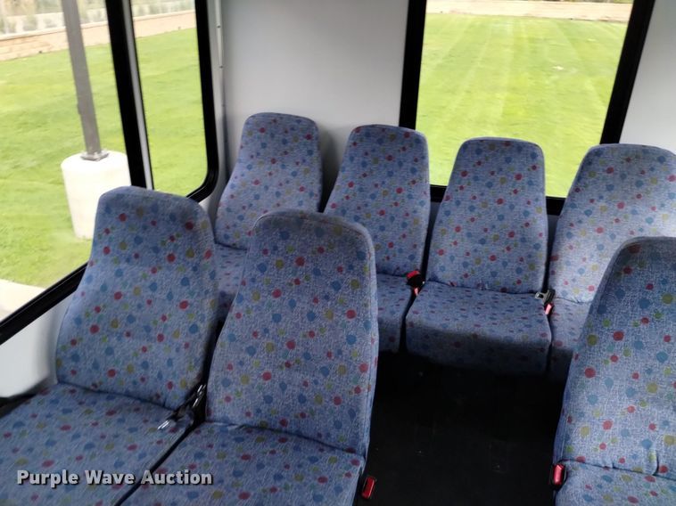 image for item DK8784 2015 Turtle Top  shuttle bus