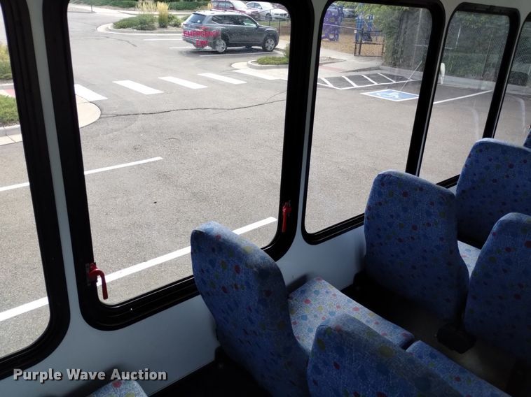 image for item DK8784 2015 Turtle Top  shuttle bus