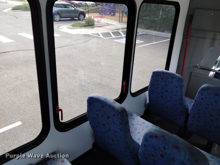 image for item DK8784 2015 Turtle Top  shuttle bus