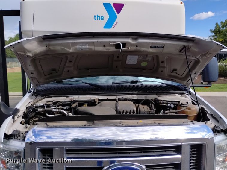 image for item DK8784 2015 Turtle Top  shuttle bus