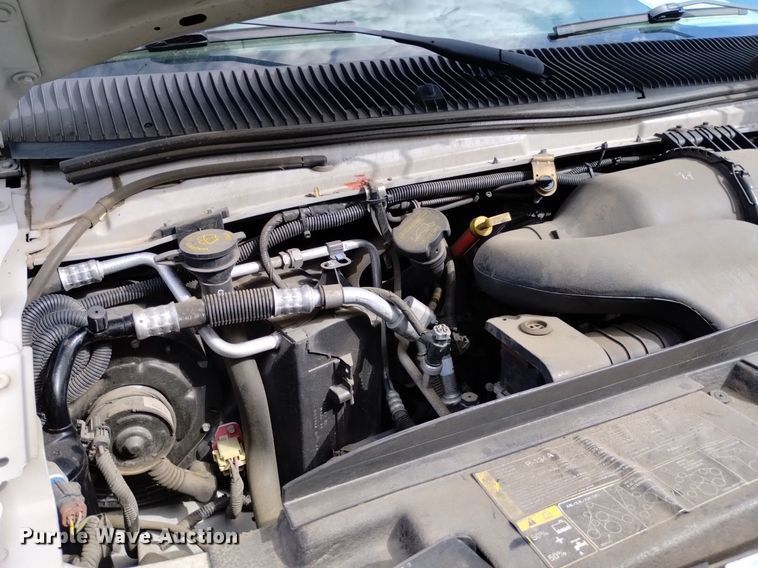 image for item DK8784 2015 Turtle Top  shuttle bus