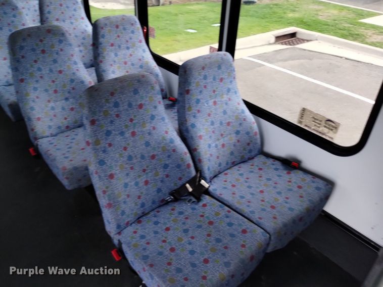 image for item DK8785 2015 Turtle Top  shuttle bus