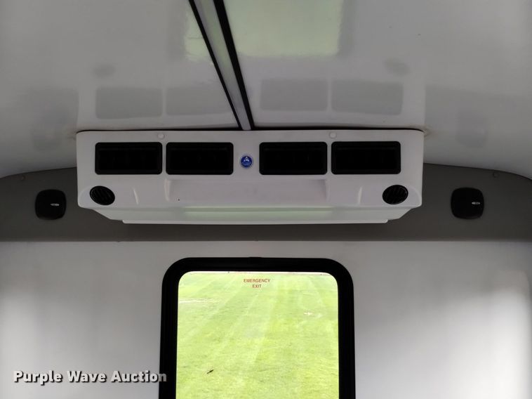 image for item DK8785 2015 Turtle Top  shuttle bus