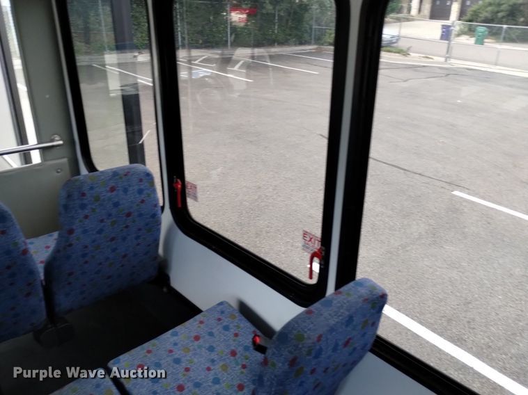 image for item DK8785 2015 Turtle Top  shuttle bus