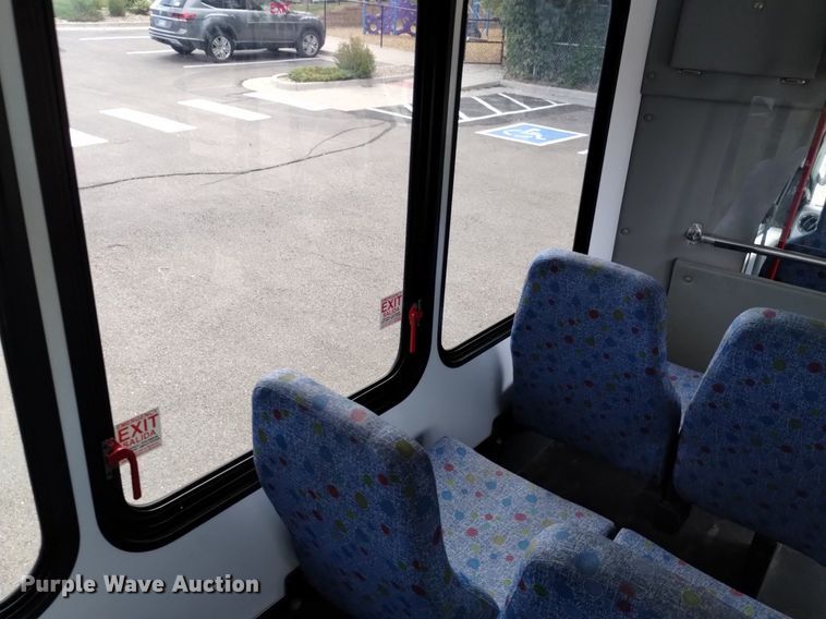 image for item DK8785 2015 Turtle Top  shuttle bus