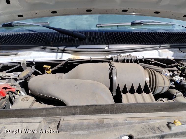 image for item DK8786 2015 Forrest River  shuttle bus