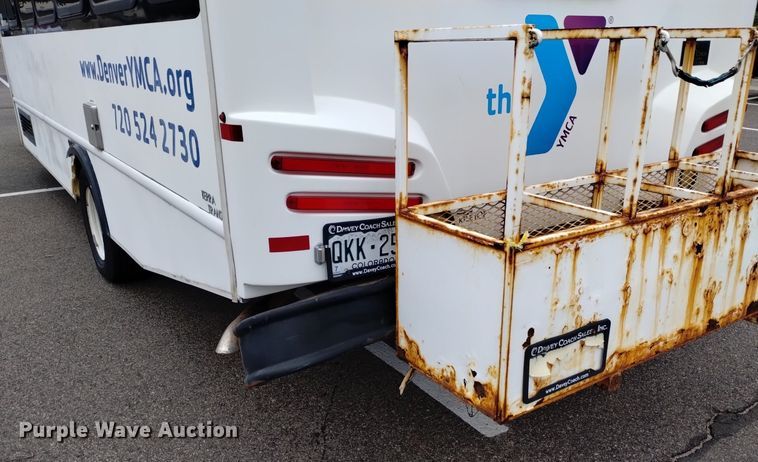 image for item DK8787 2014 Ford E450  shuttle bus