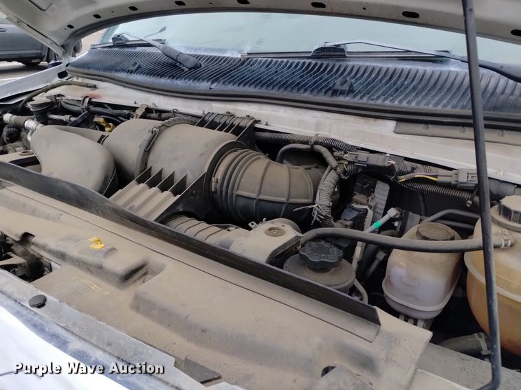 image for item DK8787 2014 Ford E450  shuttle bus