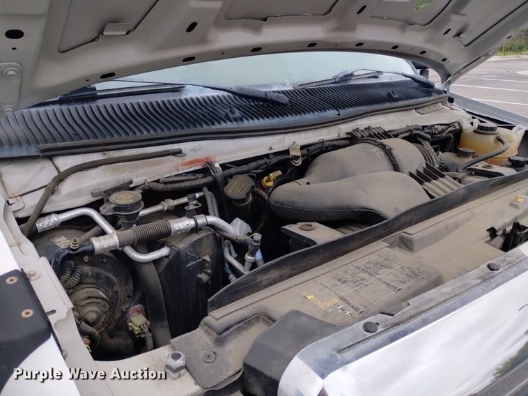 image for item DK8787 2014 Ford E450  shuttle bus