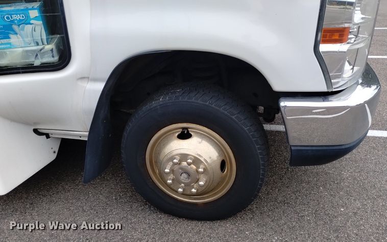 image for item DK8787 2014 Ford E450  shuttle bus