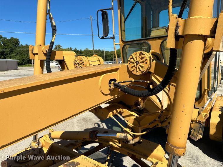 image for item DM6484 Dresser 830  motor grader