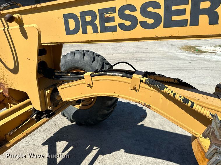 image for item DM6484 Dresser 830  motor grader