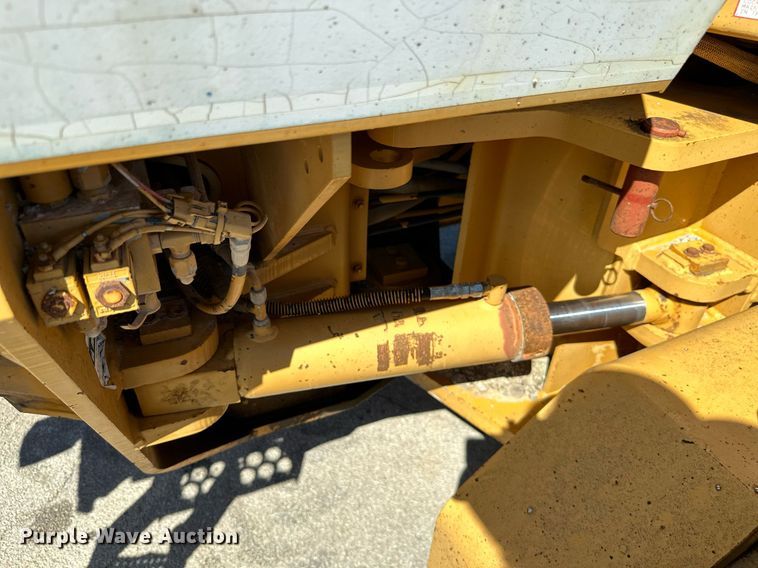 image for item DM6484 Dresser 830  motor grader