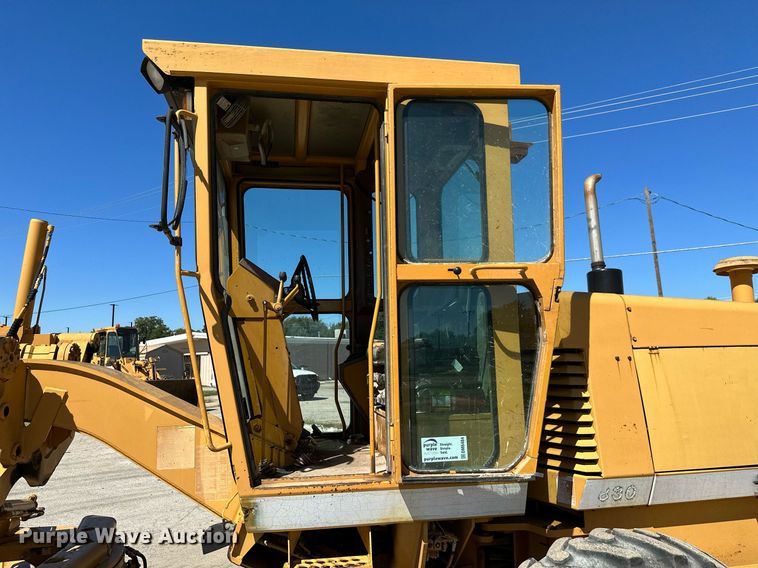 image for item DM6484 Dresser 830  motor grader