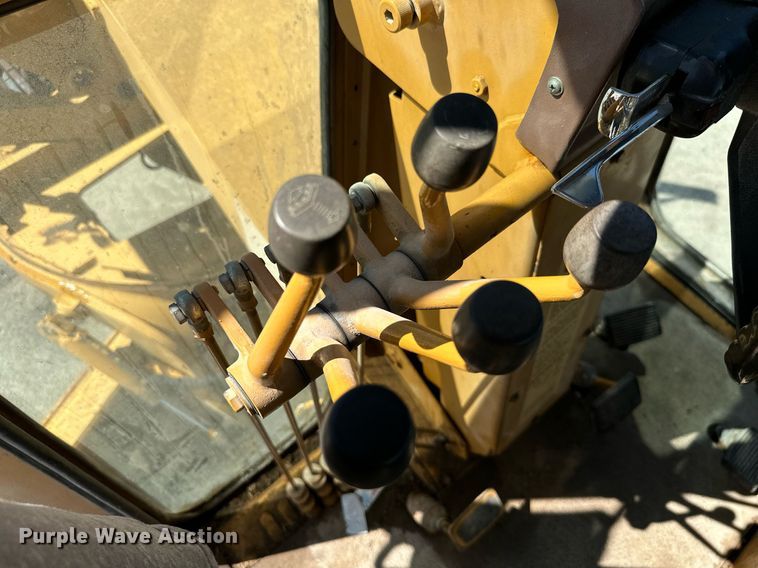 image for item DM6484 Dresser 830  motor grader