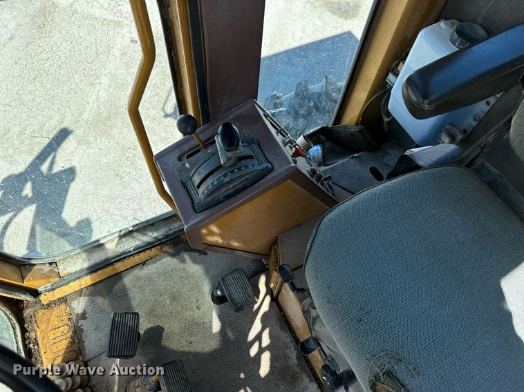 image for item DM6484 Dresser 830  motor grader