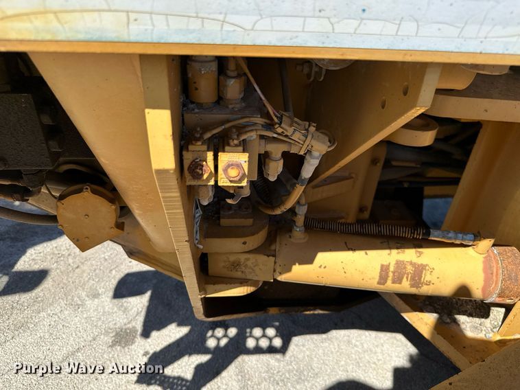 image for item DM6484 Dresser 830  motor grader