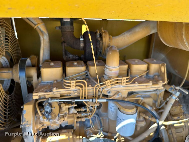 image for item DM6484 Dresser 830  motor grader