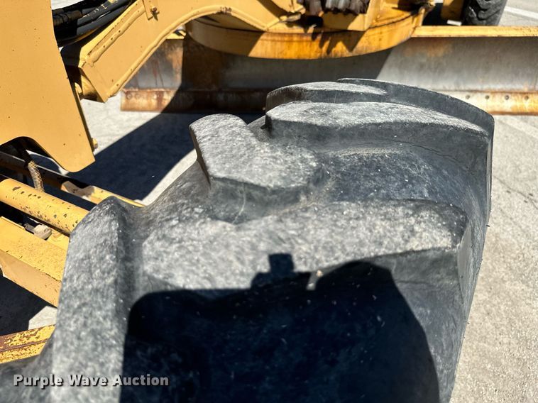 image for item DM6484 Dresser 830  motor grader