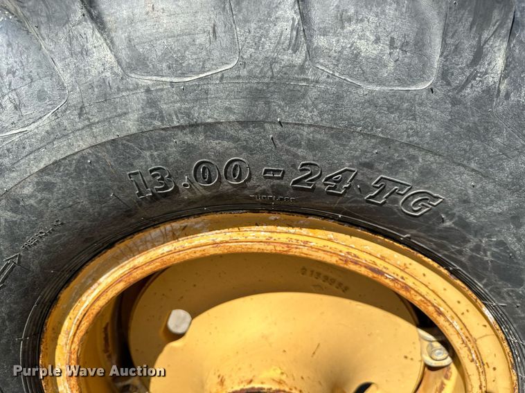 image for item DM6484 Dresser 830  motor grader