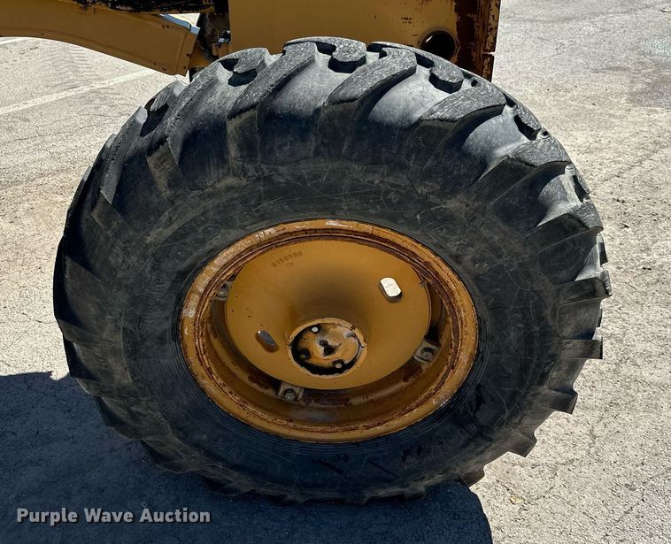 image for item DM6484 Dresser 830  motor grader