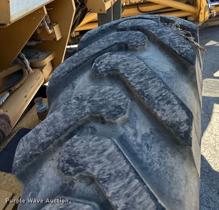 image for item DM6484 Dresser 830  motor grader