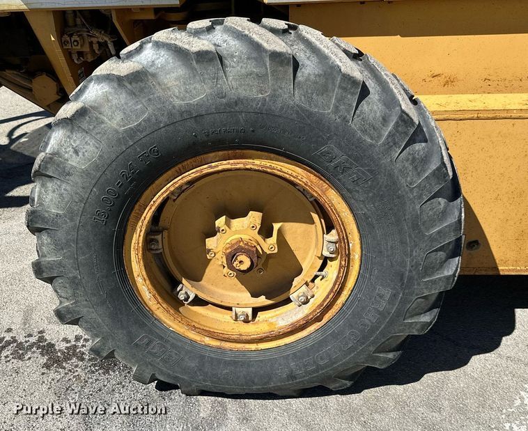 image for item DM6484 Dresser 830  motor grader